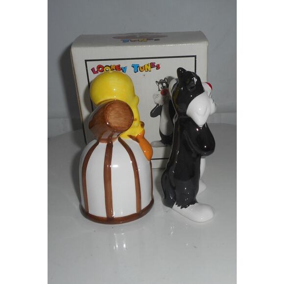 Vintage Ceramic Tweety Bird Sylvester Salt Pepper Shaker Set 1993 Looney Tunes - Picture 4 of 9
